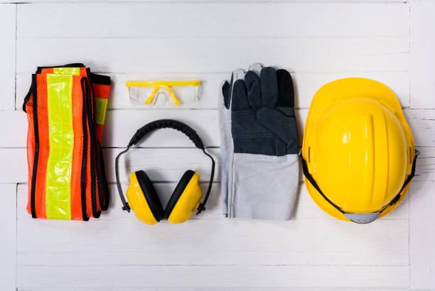 A importância das luvas de couro para trabalho: proteção e durabilidade garantidas